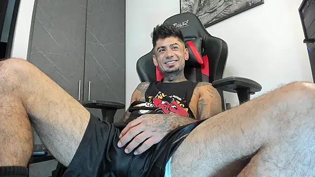 Snapshot of sergiio_mesa27 chatting on 09.25.25 sergiio mesa27 online show from 09.25.25