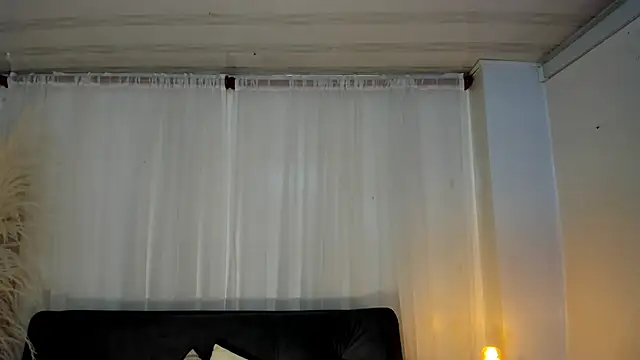 miel gomez online show from 02.04.25