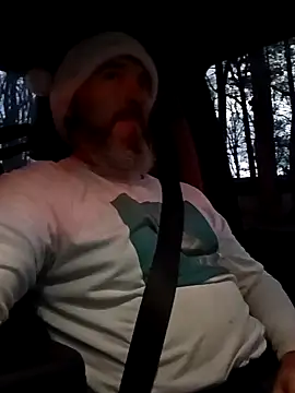 Snapshot of bongripingclitlicker chatting on 12.20.24 bongripingclitlicker online show from 12.20.24