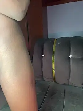 Snapshot of pretty_maliah chatting on 09.22.25 pretty maliah online show from 09.22.25