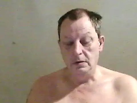 Snapshot of chubbybear2cum chatting on 02.14.25 chubbybear2cum online show from 02.14.25