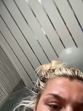 Snapshot of IrishTeenBarbie69 chatting on 03.22.26 IrishTeenBarbie69 online show from 03.22.26