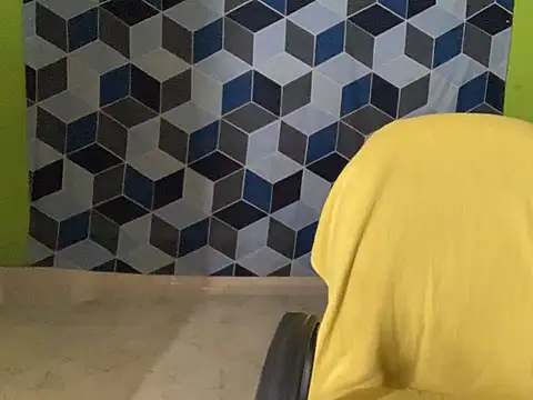 Aishwarya 101  online show from 02.04.25