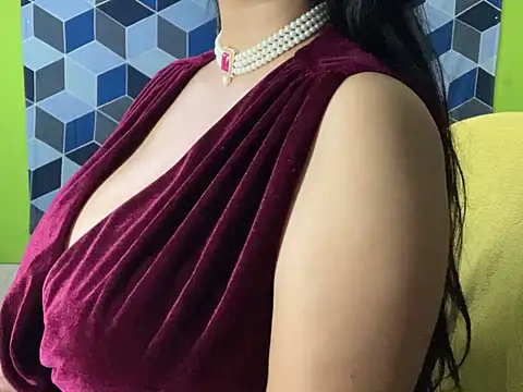 Aishwarya 101  online show from 02.04.25