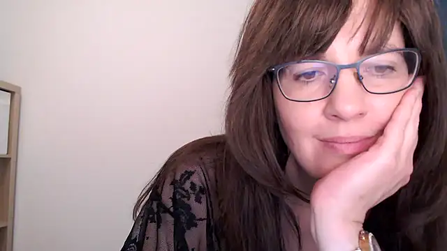 Ella Next Door online show from 12.21.25