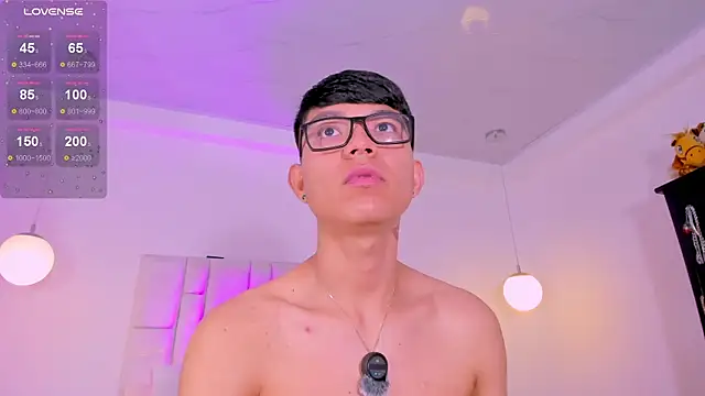 CodyTwink online show from 04.23.26