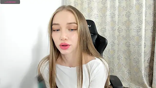 Snapshot of Sweet-bb chatting on 01.29.25 Sweet-bb online show from 01.29.25