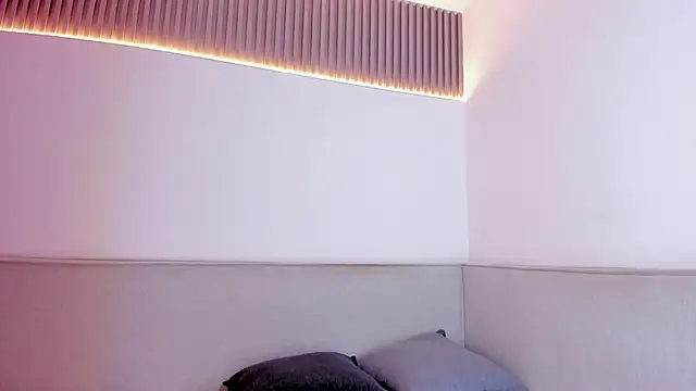 jasminehill  online show from 02.28.26