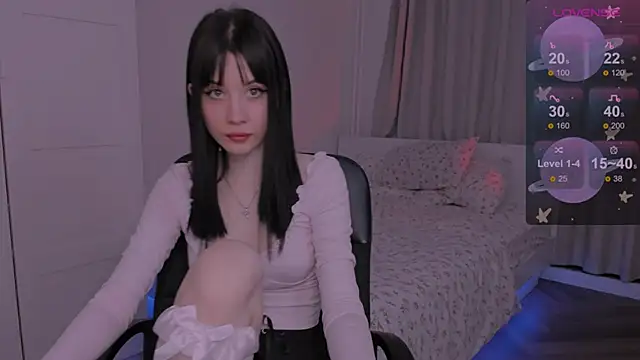 CoddleWeeper  online show from 02.17.25