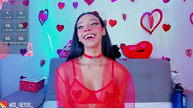 Snapshot of Miss_freydis chatting on 02.15.25 Miss freydis online show from 02.15.25