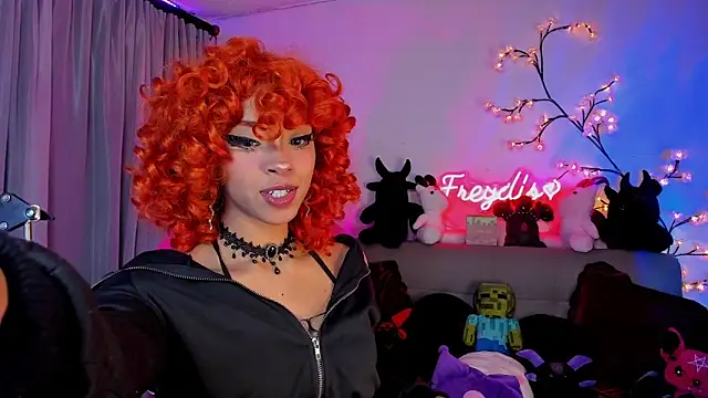 Snapshot of Miss_freydis chatting on 04.08.26 Miss freydis online show from 04.08.26