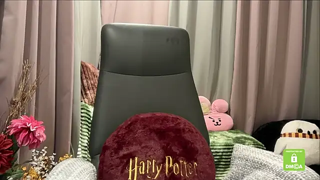 Unique-Beauty online show from 12.20.25