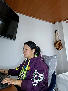 Selket11 online show from 03.05.25