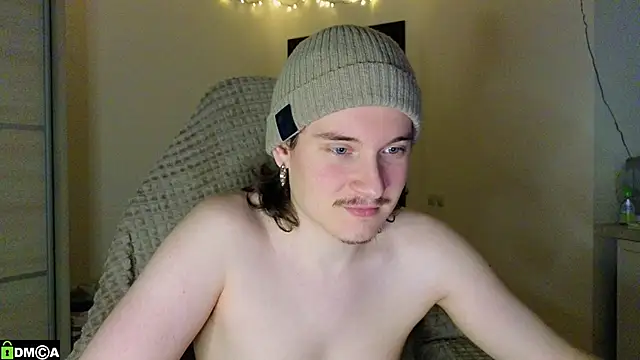 Snapshot of MoreRealAlex chatting on 01.11.26 MoreRealAlex online show from 01.11.26