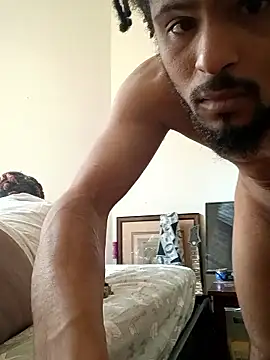 Snapshot of KingDragon098 chatting on 12.18.25 KingDragon098 online show from 12.18.25