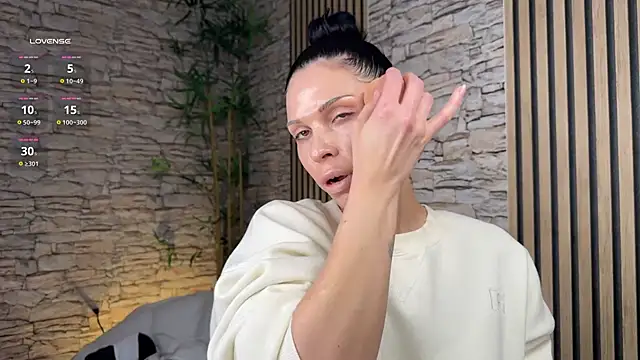 NattyFierros online show from 12.23.25