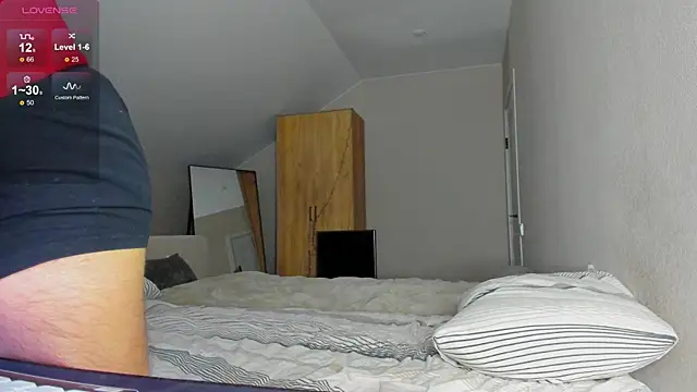 TaisonBrownX online show from 01.12.25