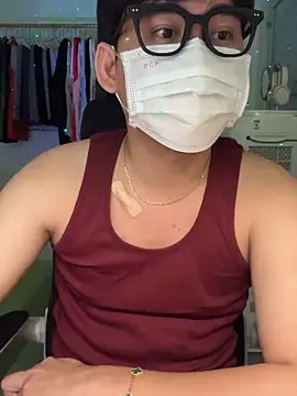 Snapshot of MinhTuanLive chatting on 03.19.25 MinhTuanLive online show from 03.19.25