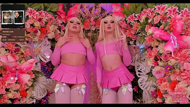 Snapshot of AlisonSharon chatting on 09.21.25 AlisonSharon online show from 09.21.25