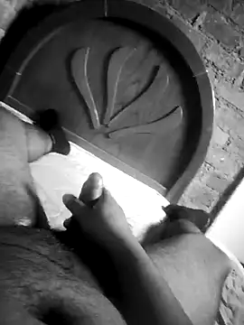 Snapshot of Dnick2 chatting on 03.04.25 Dnick2 online show from 03.04.25