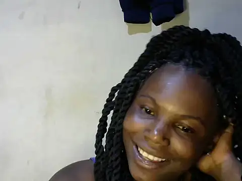 Snapshot of Fine_baby0001 chatting on 10.05.25 Fine baby0001 online show from 10.05.25