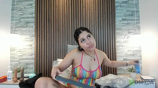 Snapshot of alannavidal chatting on 01.29.25 alannavidal online show from 01.29.25