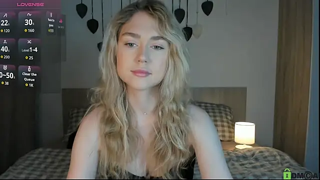 TheVanessaMaes online show from 11.15.25