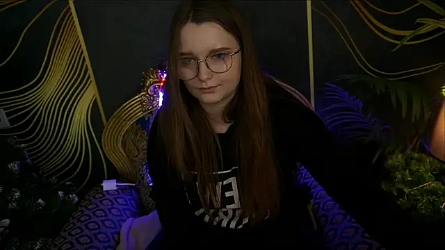 Snapshot of MagicPeachh_ chatting on 01.17.25 MagicPeachh online show from 01.17.25