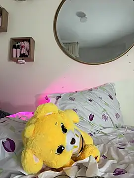 Ramona Flower online show from 02.23.25