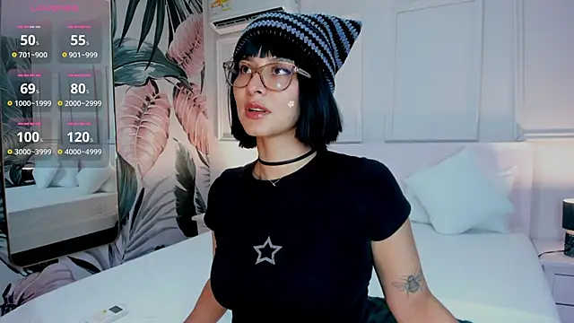 Ramona Flower online show from 11.18.25