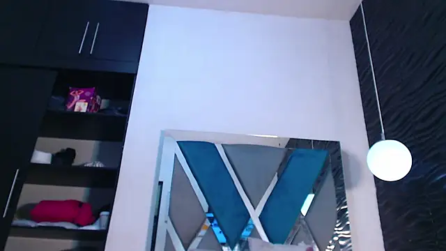 Victoria Coleman online show from 09.10.25