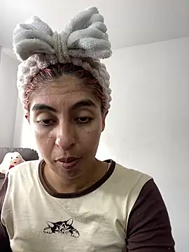 Snapshot of im_anna_ chatting on 01.22.25 im anna  online show from 01.22.25