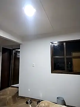 Snapshot of taaylor33 chatting on 12.17.25 taaylor33 online show from 12.17.25