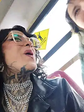 Snapshot of taaylor33 chatting on 01.07.26 taaylor33 online show from 01.07.26