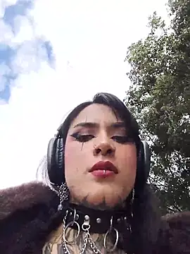 Snapshot of taaylor33 chatting on 01.14.26 taaylor33 online show from 01.14.26