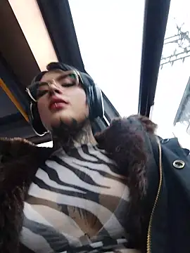 Snapshot of taaylor33 chatting on 03.05.26 taaylor33 online show from 03.05.26