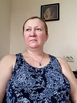 Snapshot of blondyaguar chatting on 12.06.24 blondyaguar online show from 12.06.24