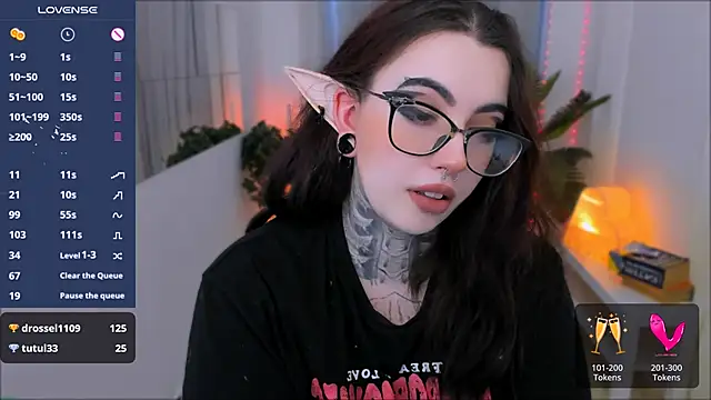 Dixi Pixi  online show from 02.23.25