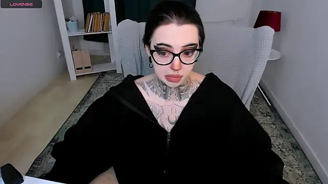 Dixi Pixi  online show from 06.25.26