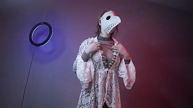 ginger hugs online show from 10.30.25