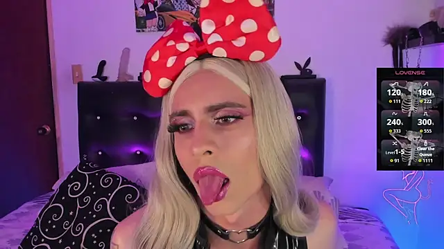 AngelsJones21 online show from 10.16.25