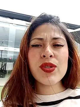 LisbethMoore  online show from 01.27.25