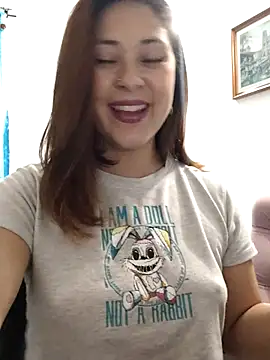 LisbethMoore  online show from 03.21.25