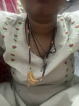 Snapshot of Spicy_sari_girl chatting on 03.09.26 Spicy sari girl online show from 03.09.26