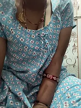 Snapshot of Spicy_sari_girl chatting on 04.06.26 Spicy sari girl online show from 04.06.26