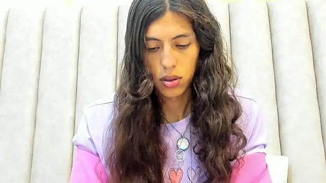 FreyaMoller online show from 02.28.25