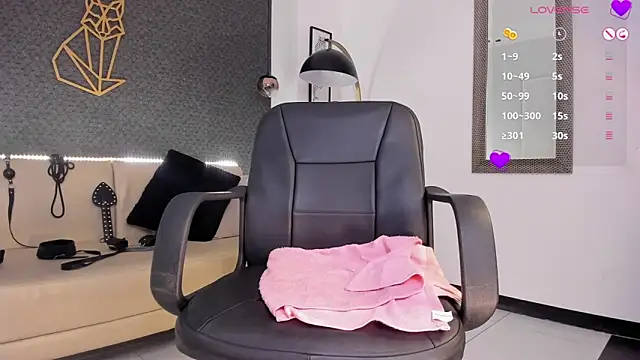 RACHEL EV online show from 12.24.24