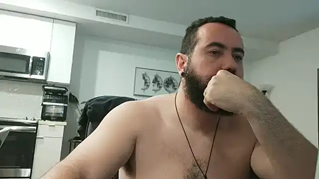 Snapshot of Agramarrbrazil chatting on 12.22.25 Agramarrbrazil online show from 12.22.25