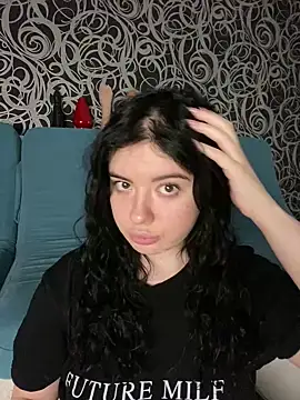 Kimi Ass online show from 01.28.25