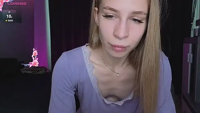 Elis Fox online show from 02.27.26